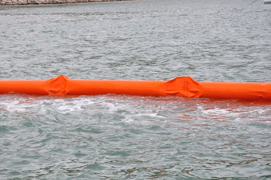 Zylindrische Festkörpersperre 25 m x 45 cm Höhe