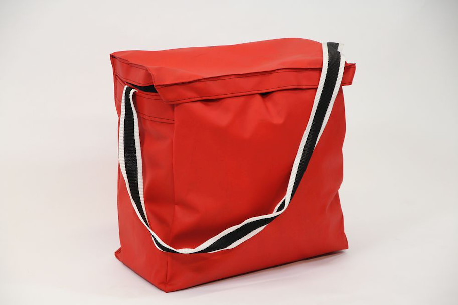 Öl-Notfallset PVC-Tasche mit Schulterriemen 75 l (blau ,Tasche rot)